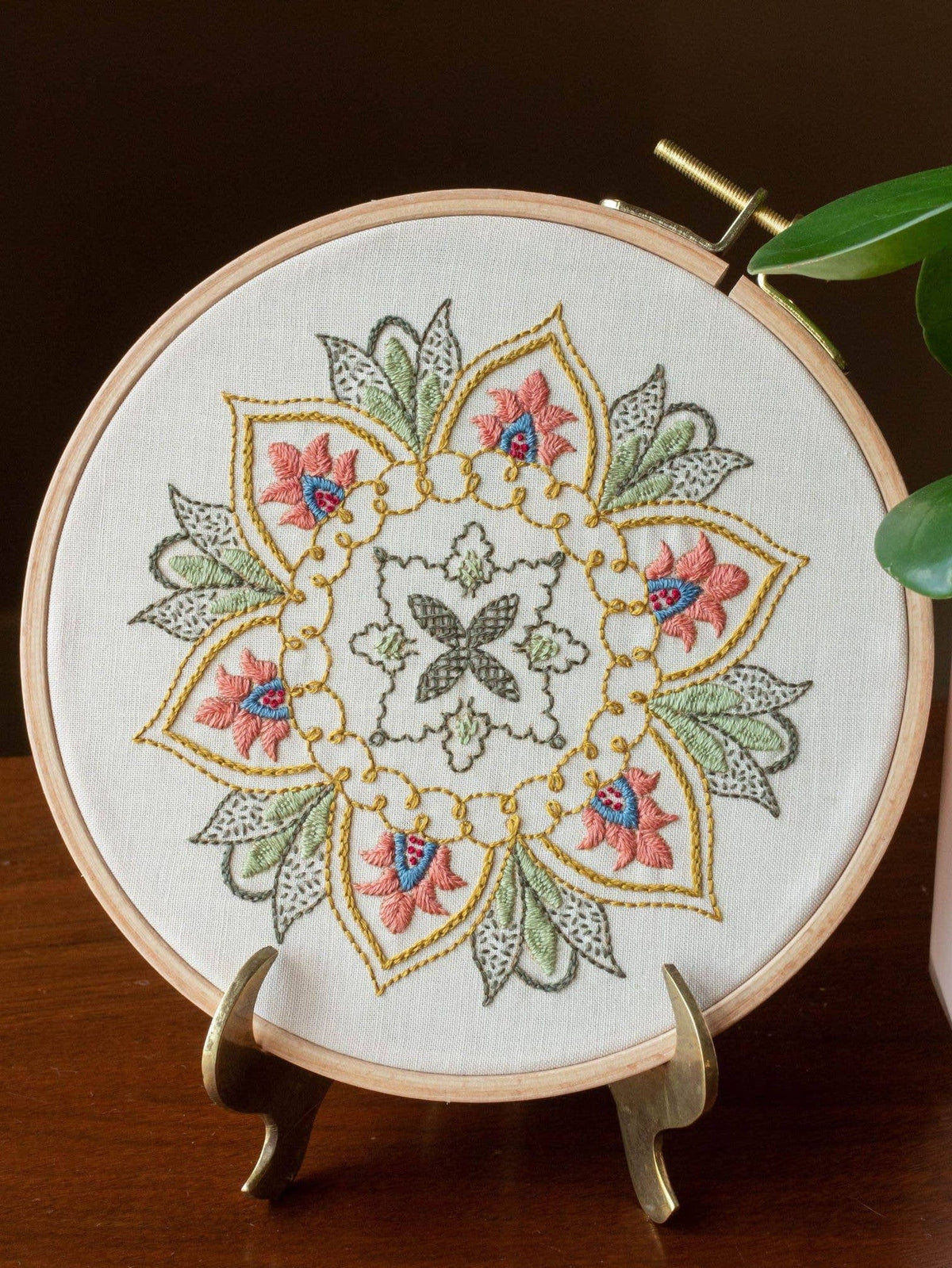 6" Beginner Thessaly Floral Embroidery Kit