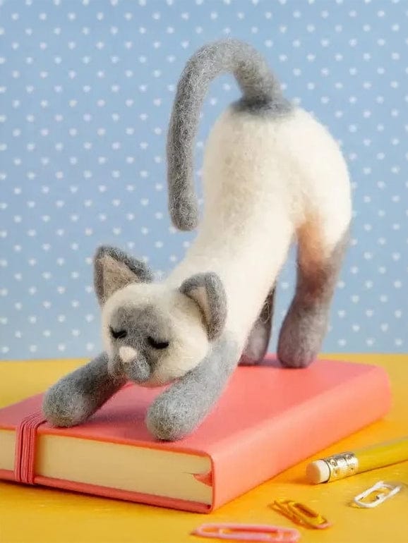 Hawthorn Handmade Needle Felting Kit Beginner Stretching Cat Needle Felting Kit