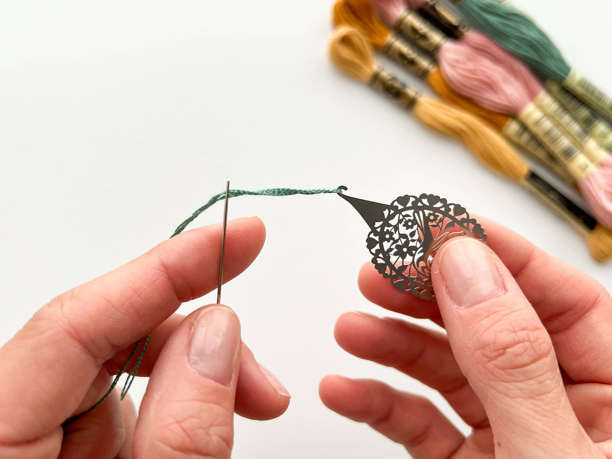 Matryoshka Doll Shop Needle threader for embroidery, cross stitch, sewing: Mushrooms