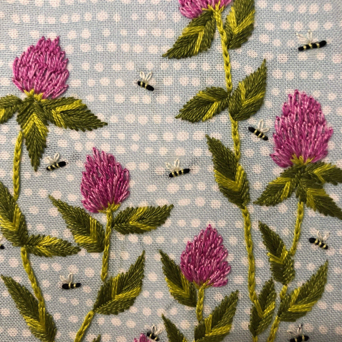 MCreativeJ Bees Among Clover - Intermediate Hand Embroidery DIY Craft K