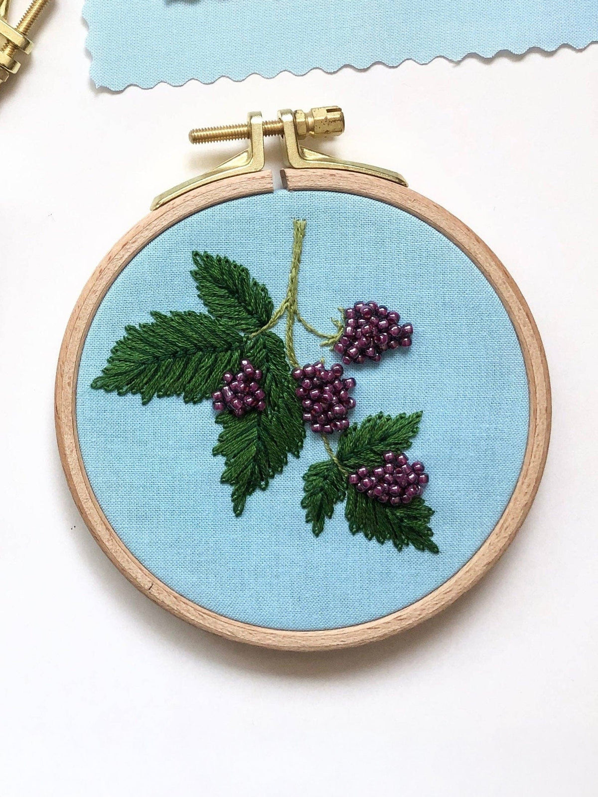 MCreativeJ Embroidery Kit 4" Beaded Berries Embroidery Kit