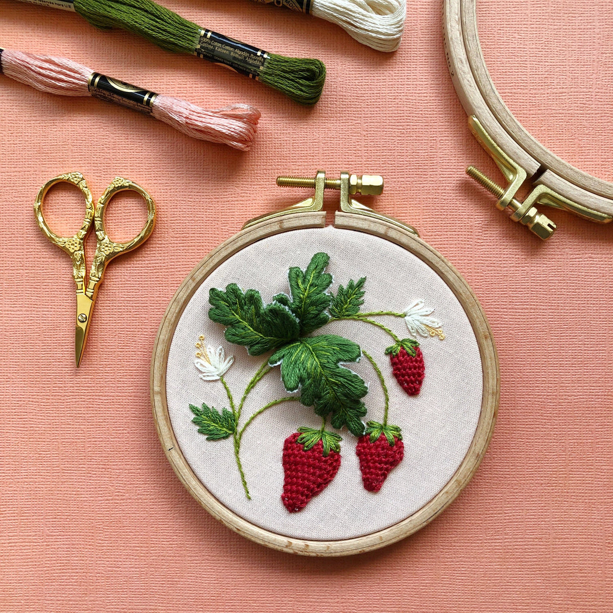 MCreativeJ Stumpwork Strawberries - Intermediate Hand Embroidery Kit