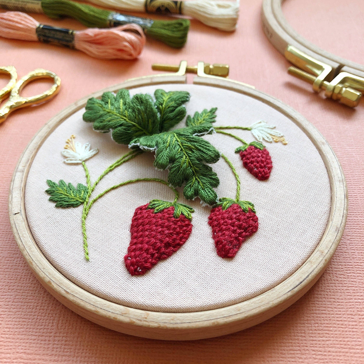 MCreativeJ Stumpwork Strawberries - Intermediate Hand Embroidery Kit