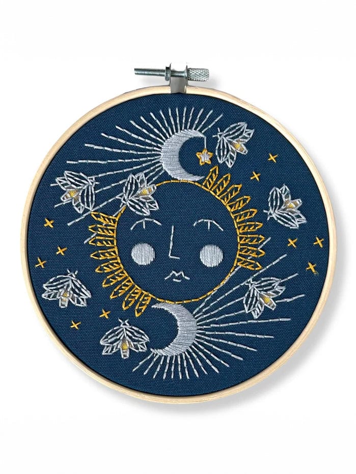 Rikrack Embroidery Kit 6" Beginner Moonglow Embroidery Kit
